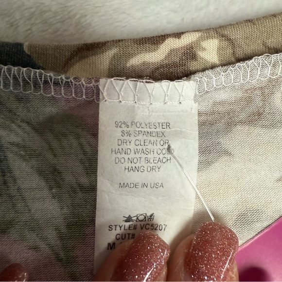 Floral Pink Women's Dress size medium NWT no brand has pockets bell sleeves - Picture 7 of 7